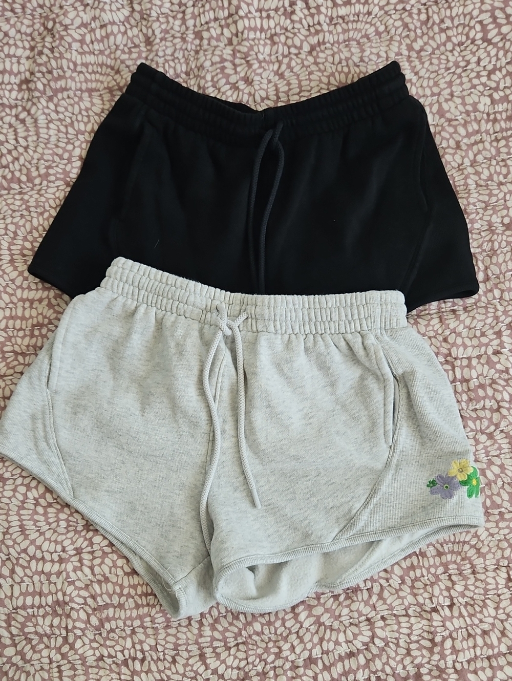 VS PINK Ivy Fleece Shorts